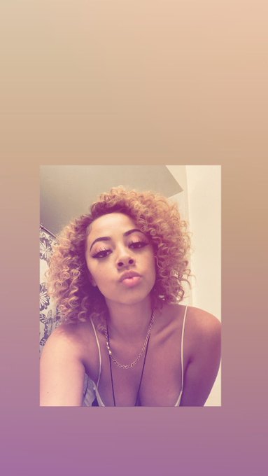 u tha flower that i got to protect 🌹🌺 https://t.co/oNfWMgG4xi