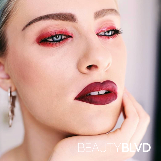 beautyblvduk's tweet photo. 💋Stong women don't have attitudes, they have standards and boundaries 💪
LOVE this look from @Gottshot using Mattitude Lip Liquid - shades Poison Junkie and Hole in the Head.
#lips #lipstick #strongwomen #love #love #selflove #makeuplooks #tutorial #lips #gloss #lipstick https://t.co/L8Te5YmGk4