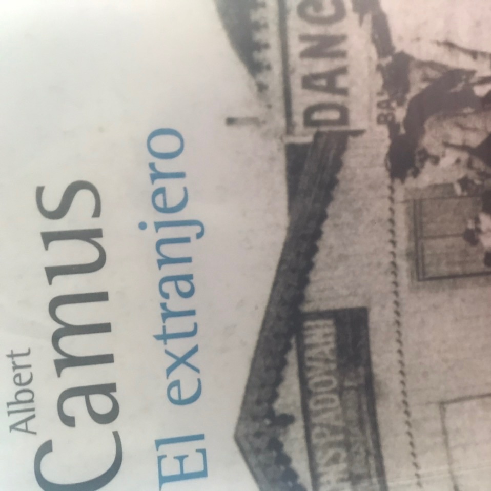 “En la espera del siguiente día, fue mi celda lo que volví a encontrar”

                                      Albert Camus