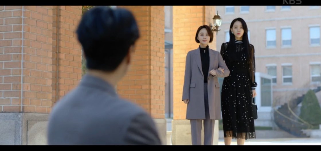 ぴ 今見てる韓国ドラマでシンヘソンが着てたワンピース可愛いなと思って探したらトリーバーチで5まん5せんえんだった まず高身長のシンヘソンが着てるから可愛いよねわたしが着たら丈長すぎもんだいだし T Co Jt2xhelhed Twitter ぴ 今見てる韓国ドラマでシンヘソンが着てたワンピース可愛いなと思って探したらトリーバーチで5まん5せんえんだった まず高身長のシンヘソンが着てるから可愛いよねわたしが着たら丈長すぎもんだいだし T Co Jt2xhelhed Twitter