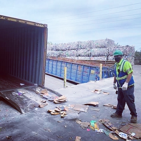 ResCoalitionCA's tweet photo. #EssentialServices don't stop!  Our member company Bay Counties SMaRT is continuing to make sure California leads the nation in #recycling.  Support them at https://t.co/ZcVnd5l1pW

#KeepCAClean https://t.co/9xAIzx1vGb