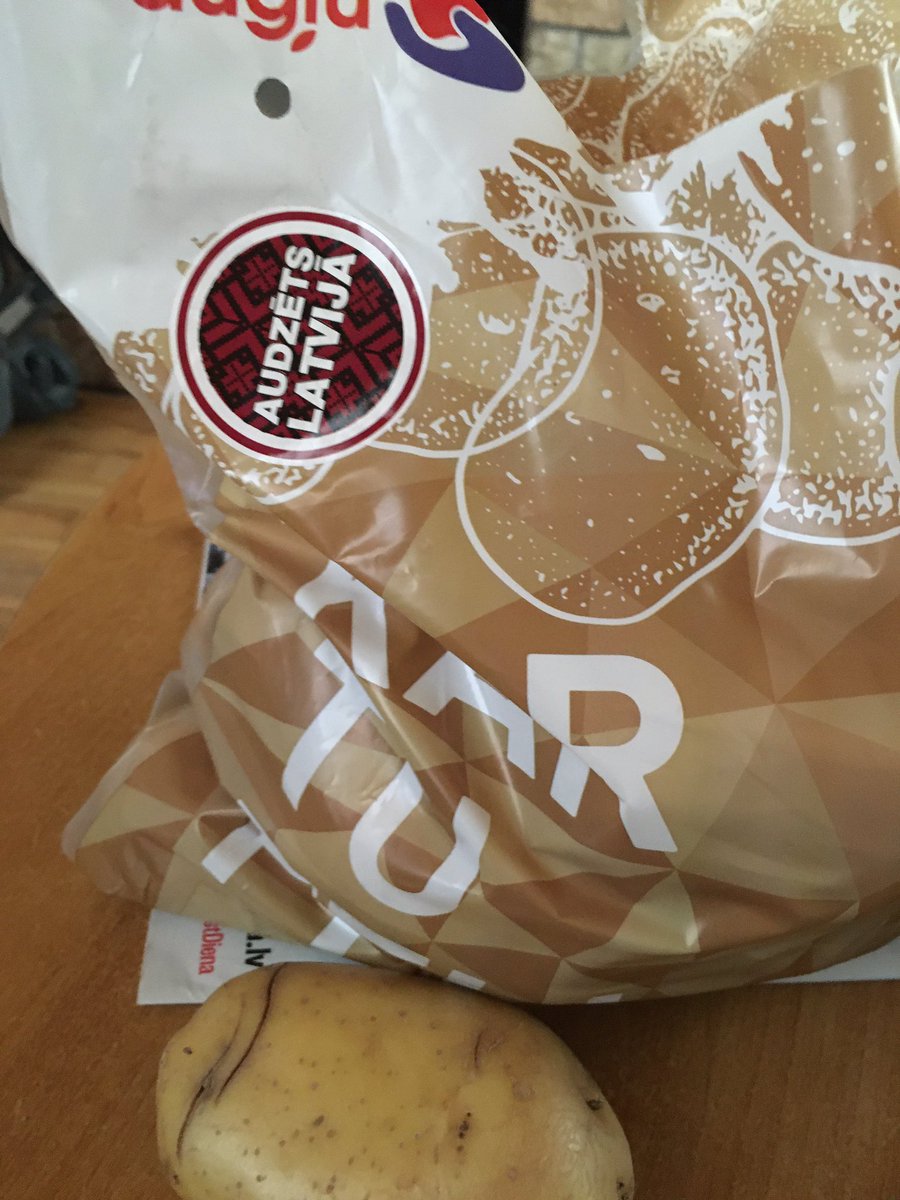 ilonab21's tweet image. Man šis liekas, hmm .., neparasti? Ir otrais maijs!