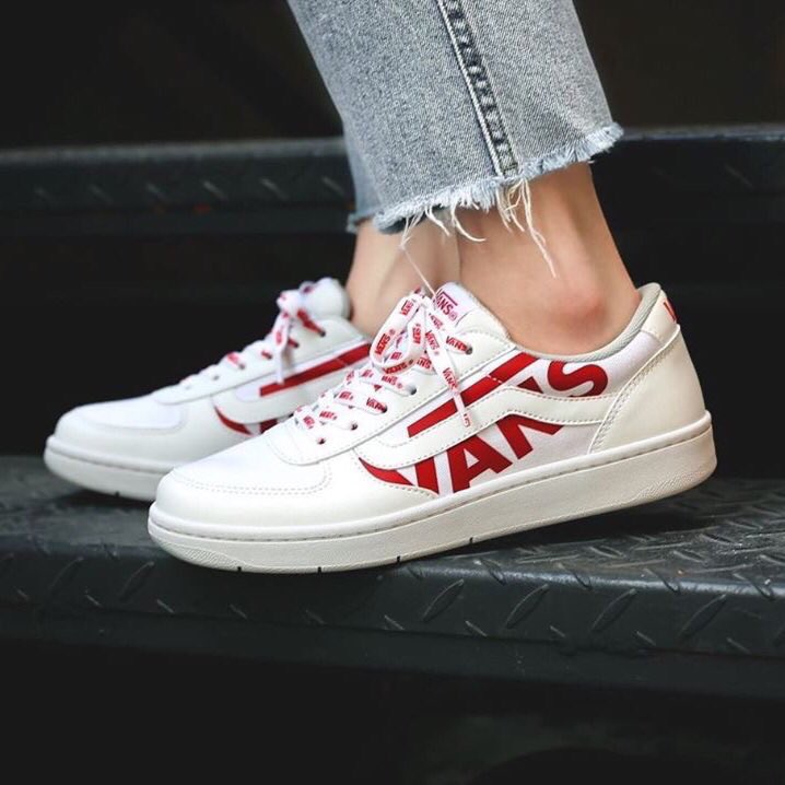 v4410 vans