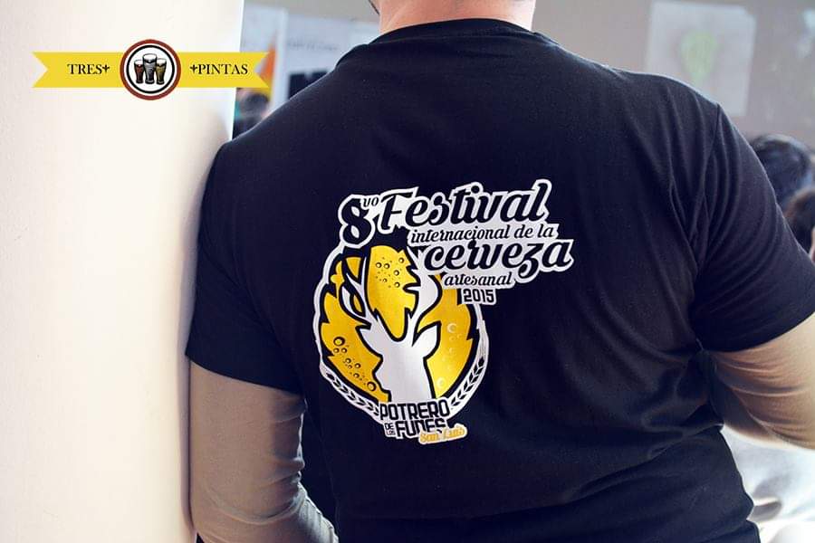 TresPintas's tweet photo. Empezamos a agradecer con estas imágenes del evento anual de @somoscerveceros en Potrero de los Funes. En nuestro debut con eventos grandes aprendimos muchísimo. Nos acompañaron @benjabruzoni y Meli Fernández, sos integrantes claves en los primeros años de Tres Pintas. https://t.co/BTsDt0YTvf