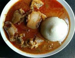 AfricaFactsZone's tweet photo. Ghanaian dish, Banku. https://t.co/CXoQFcwoyh