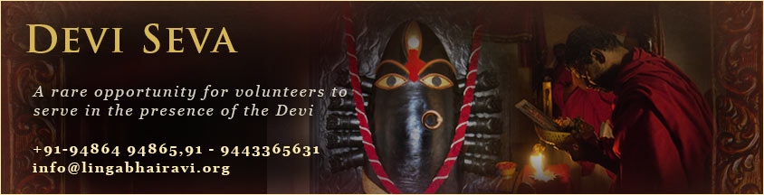 saivanyaa's tweet photo. #LingaBhairavi is the most exuberant expression of the Divine Feminine, residing in a triangular-shaped abode at the Velliangiri Foothills.
#DeviSeva #DeviSadhana - to have divinity walking around - #Sadhguru
#sadhguruforchallengingtimes
#BeatCOVID19 https://t.co/iHke1L6eUd