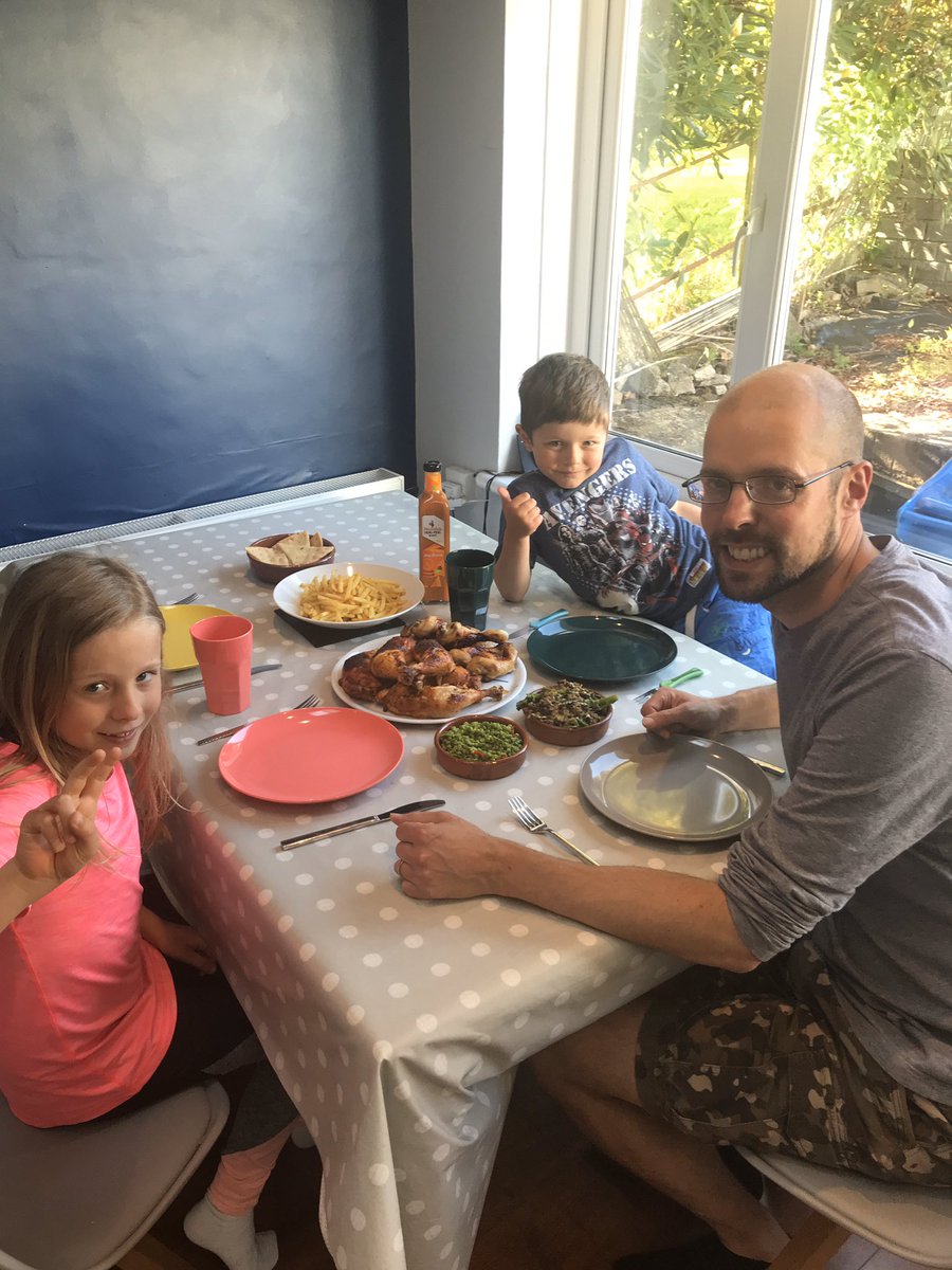 heyekim's tweet photo. @NandosUK missing you all so had to make our own #machopeas #grainsngreens #periperi https://t.co/xKNrf4IegI