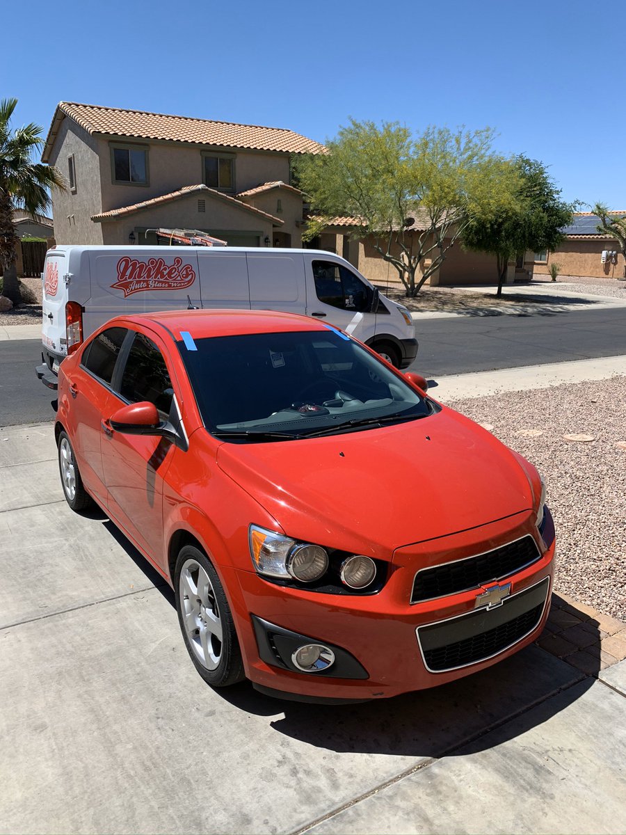 MikesWorx's tweet photo. We only use the best pars and products in the industry. Contact us today for a quote or to schedule an appointment. #mikesagw #mikesautoglassbuckeye #shoplocal #proset https://t.co/PrzgJr4CMa