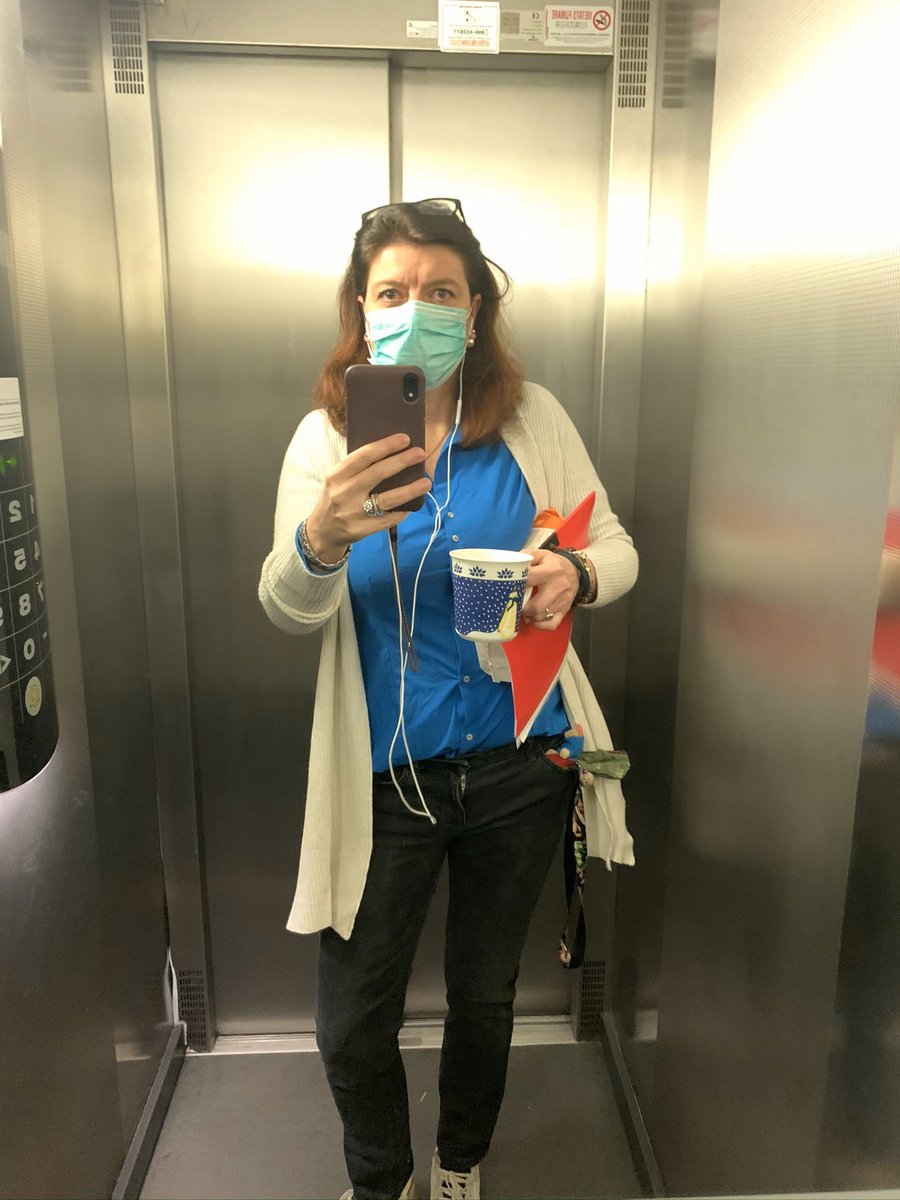 grafo_lo_gia's tweet image. Indosso una mascherina quando esco, non per me, ma per te. 
Voglio far parte della soluzione, non del problema. 
Non mi sento controllata o costretta ma cerco di contribuire con tutto quello che ho e che posso
Cerchiamo di avere considerazione degli altri, sará tutto migliore 😉