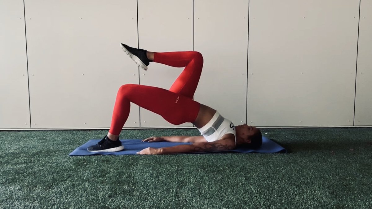 Modus_Apparel's tweet photo. Start this weekend with BOOTY TONE workout / Brought to you by the face of @Modus_Apparel women Halle Fletcher / https://t.co/Lf581OheaY
.
#stayhome #staysafe #stayhealthy #stayactive https://t.co/z4nJ4fadXv