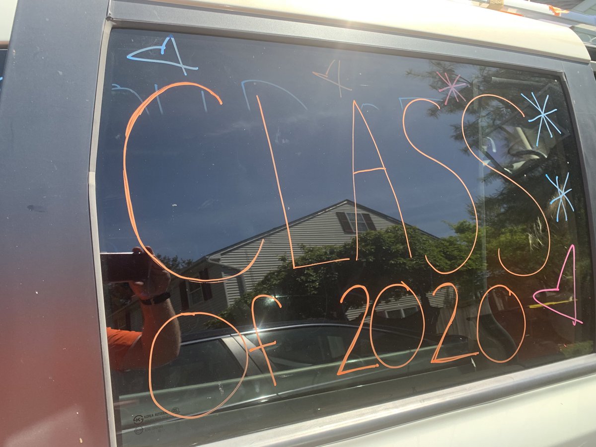 RedHouseViking's tweet photo. It’s gonna be a good day in the Valley! #Classof2020 #thevalley #perkvalleyhs https://t.co/LJiaA6Xo3a