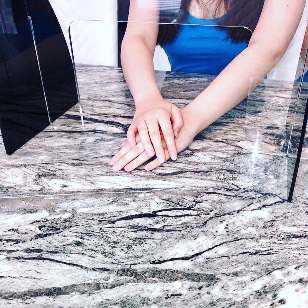 ReedwardNW's tweet photo. Due to customer request and an increase in demand, we are now offering Clear Perspex Nail Screens with different colour options of feet stands. Currently we are offering Grey, Black or White More details can be found on our website and direct screen link https://t.co/rV9xvRAvVI https://t.co/HkjxyFz6b1