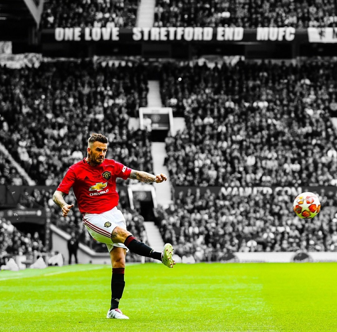  Happy 45th Birthday to one of our own, David Beckham!

One of the best 