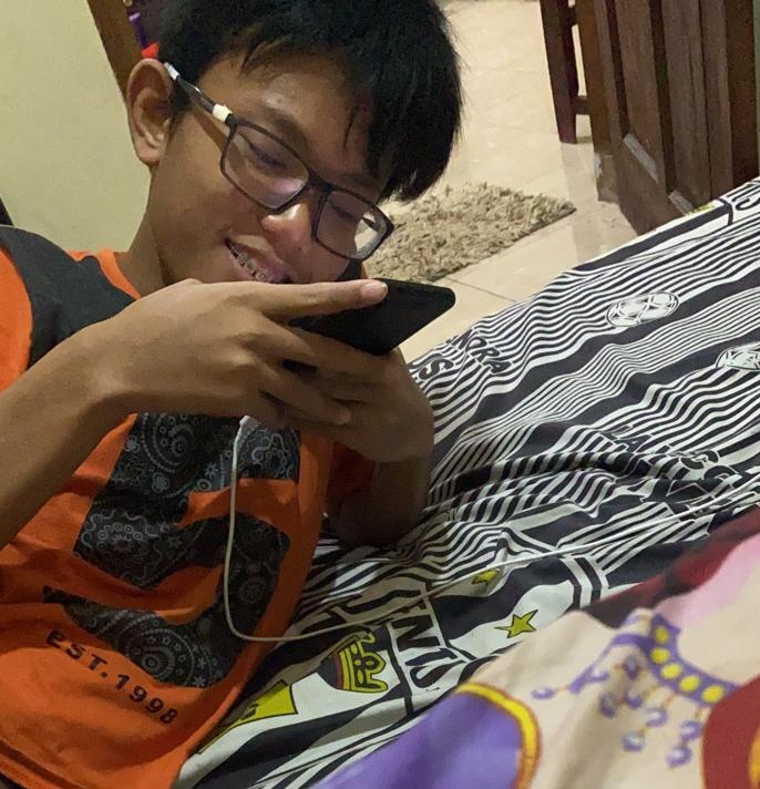 Rupaku_Ganteng's tweet photo. #Tamvan #ganteng #berkarisma #Chipexart #chipex #gamer #gamerboy #buronansantriwati #masamuda #pose #photodirumah #dirumahaja #youtubertampan #chipexyoutubechannel #sabtu2mei2020 #santritampan #santriwahidhasyim #lebihbaikdirumahaja #lagiwabahcorona #lagisantai #calonorangsukses https://t.co/pzClp5wImr