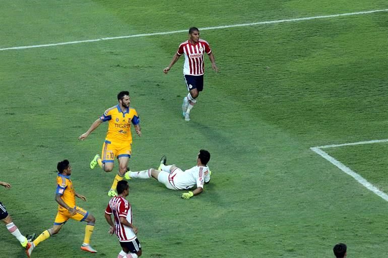 Sagastegui53's tweet photo. Gol: 2
Fecha: domingo 9 de agosto de 2015
Jornada 3 Apertura 2015
Rival: Chivas
Portero: José Rodríguez
Estadio: Universitario https://t.co/2x7c7BGonz