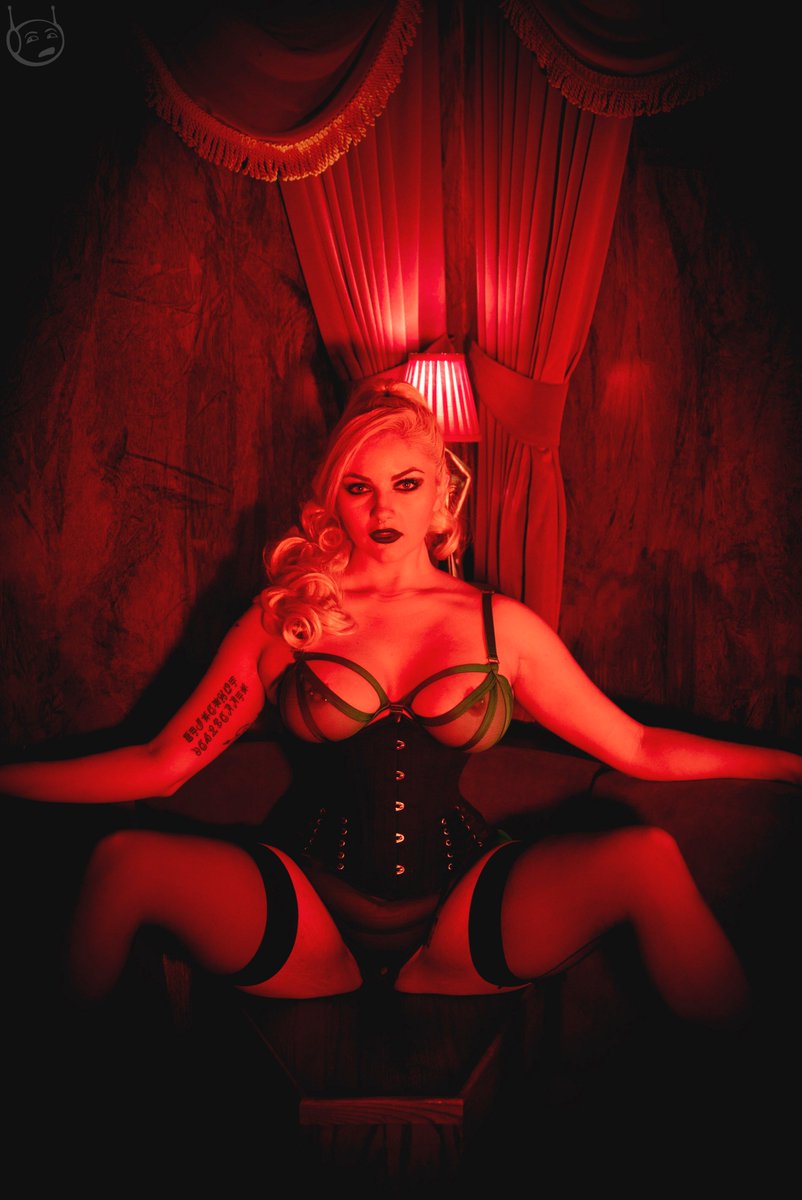 _PA_Photography's tweet photo. Bit of old school glamour at @UrbanTigerClub with Audra. https://t.co/SLmF03S8hK