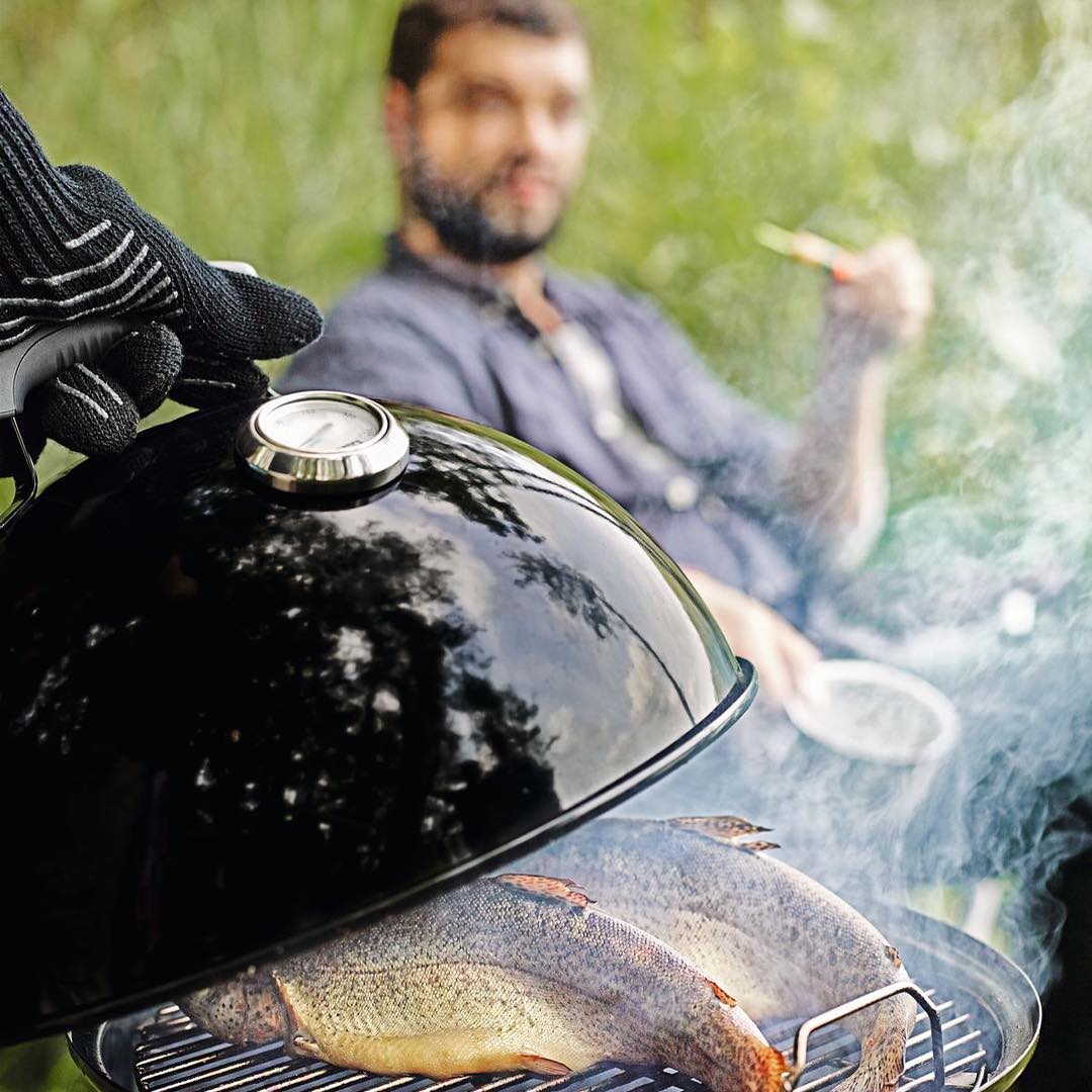 JustGrill's tweet photo. Даже в самоизоляции майские праздники можно провести весело, вкусно  и сыто, если у вас есть гриль!
⠀
Берегите себя и будьте здоровы 🙏
Ваш JustGtill Team❤️
⠀
#justgrill #justgrillkrd #justgrillteam #justgrillmega #grilling #bbq #grill #угольныйгриль… https://t.co/QsUJDf9tKG https://t.co/VsNLfrY9cV