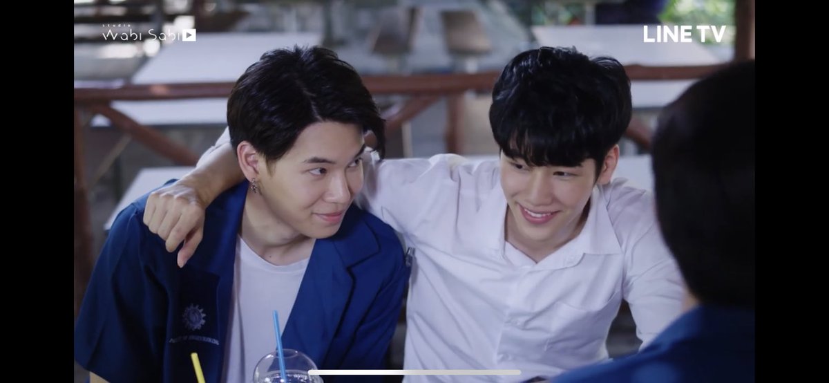 gifezee's tweet photo. #ENOFLOVEep8 https://t.co/IoXB1dBfbx
