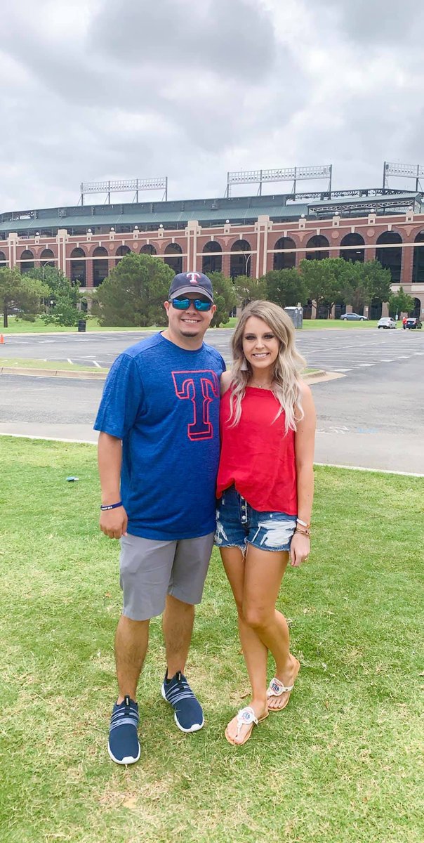 tayhuckaby's tweet photo. Just want to go to a baseball game 😭😭😭 https://t.co/bV8JbU7j9J