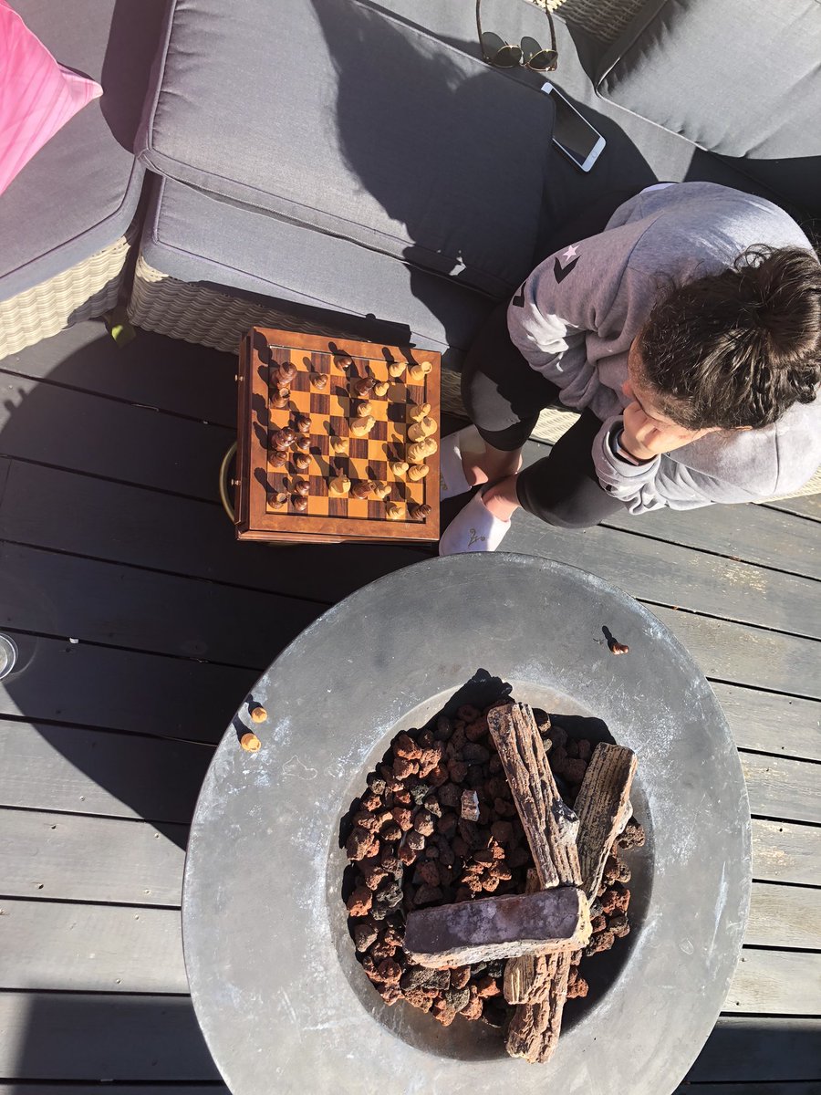 DamianNeylin's tweet photo. Lockdown day 17♟ https://t.co/ysxHPONzaH