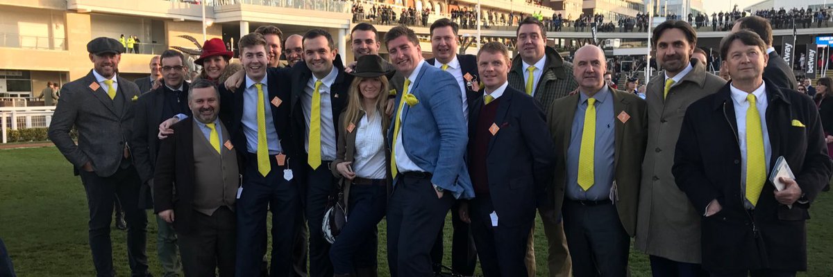 albatross_club's tweet photo. The reason we all love the sport of kings is firstly the love of the 🐎 and secondly to dream of running on the big days. Western Ryder took us to everyone of them @albatross_club @cheltfestivals @CheltenhamRaces @wgreatrexracing #daretodream https://t.co/HOLSDFYdV0
