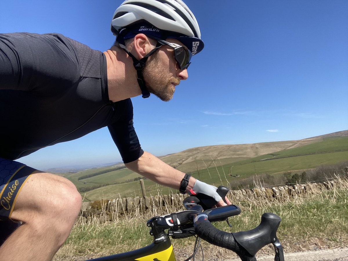richparry's tweet photo. #cat&amp;fiddle #macclesfield @chaise_cc @boardmanbikes @santini ⁦@rapha⁩_rcc @rapha_uk https://t.co/rGGUP75c47