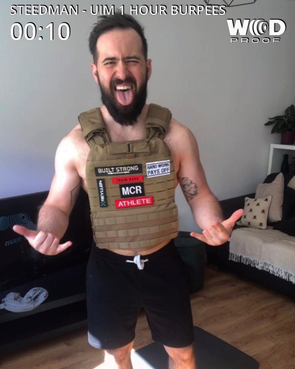 uinmovement's tweet photo. #repost Alex S. on IG

"Look at that face. A face of a man who’s just about to do 1 hours worth of burpees for #UiM.

Remember that face, not because of it’s uncontrollable and ushaved face but because it’s a face that will never look at a burpee again with any positive emotion." https://t.co/rdk1l2Pevk