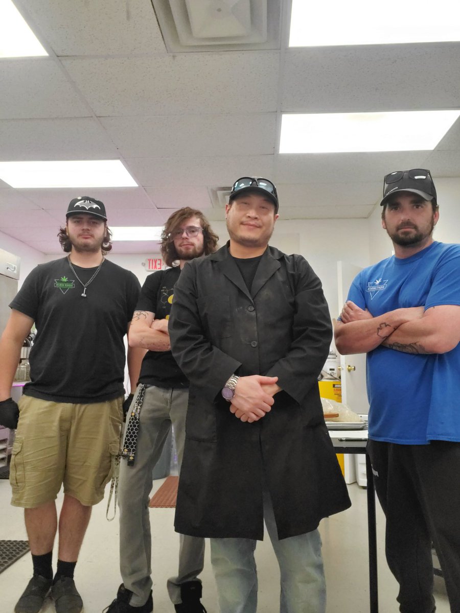 BlendingLlc's tweet photo. The faces behind the brands.  This is the team that brings you Orion Cannabis Tablets and Blossom Canna Capsules.  Only in Oklahoma! #cannabis #medicalmarijuana #cannabiscures #cannabisheals #iamcannabis #concentrates #rso #feco #edibles https://t.co/zOlPS3pVQb