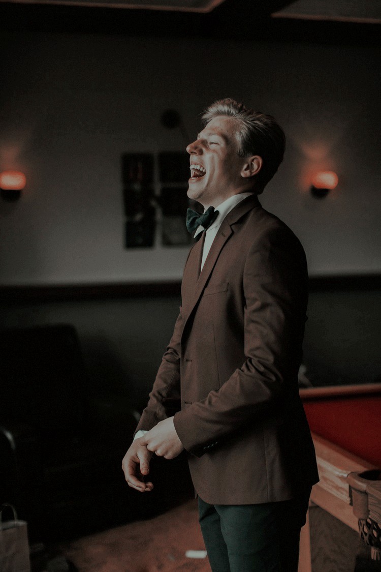 Parkerarts's tweet image. ㅤㅤ       ㅤㅤ❛ 𝕸𝐨𝐦𝐞𝐧𝐭𝐨𝐬 𝐝𝐞 𝐩𝐫𝐞𝐩𝐚𝐫𝐚𝐜𝐢𝐨́𝐧, 𝐧𝐞𝐫𝐯𝐢𝐨𝐬 𝐲 𝐫𝐢𝐬𝐚𝐬. ❜

ㅤㅤㅤㅤㅤ  ☾ ᪥ » #BodaCharlec