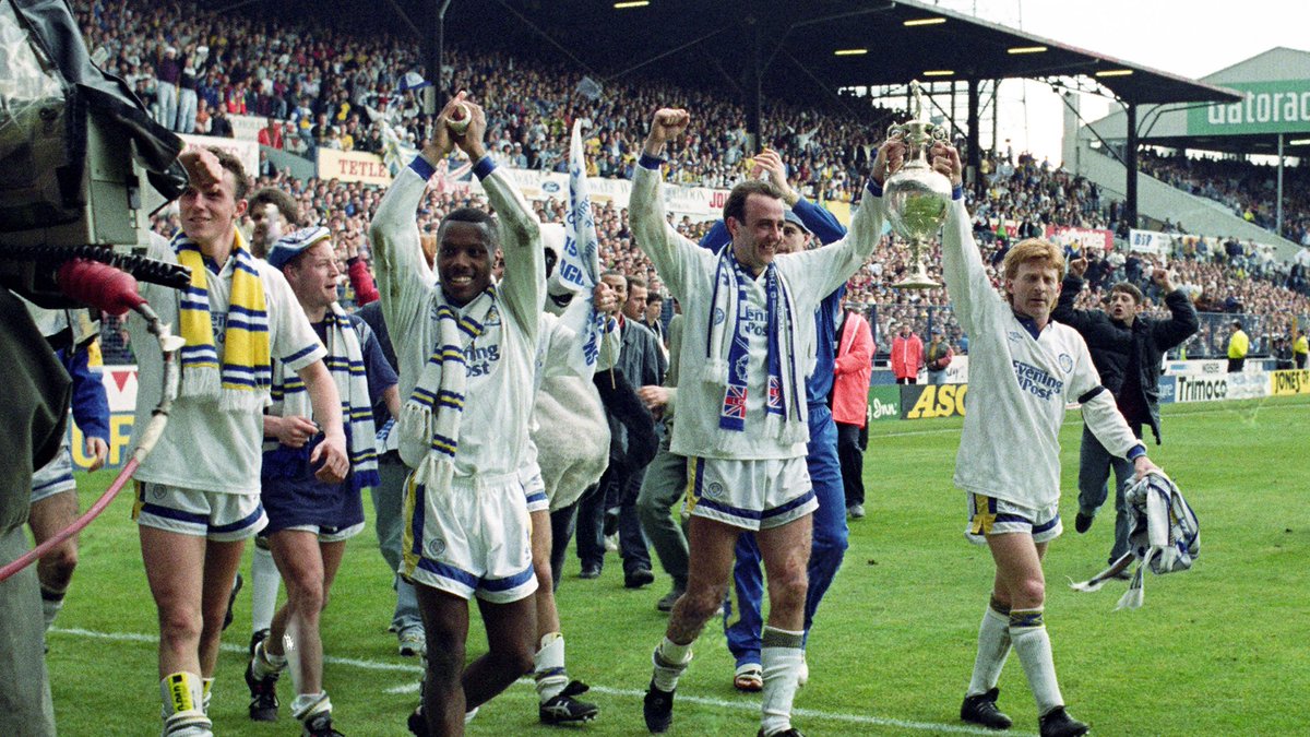 LUFC's tweet photo. 🙌 #OnThisDay in 1992, #LUFC were crowned First Division champions! https://t.co/8UZJdDD37V