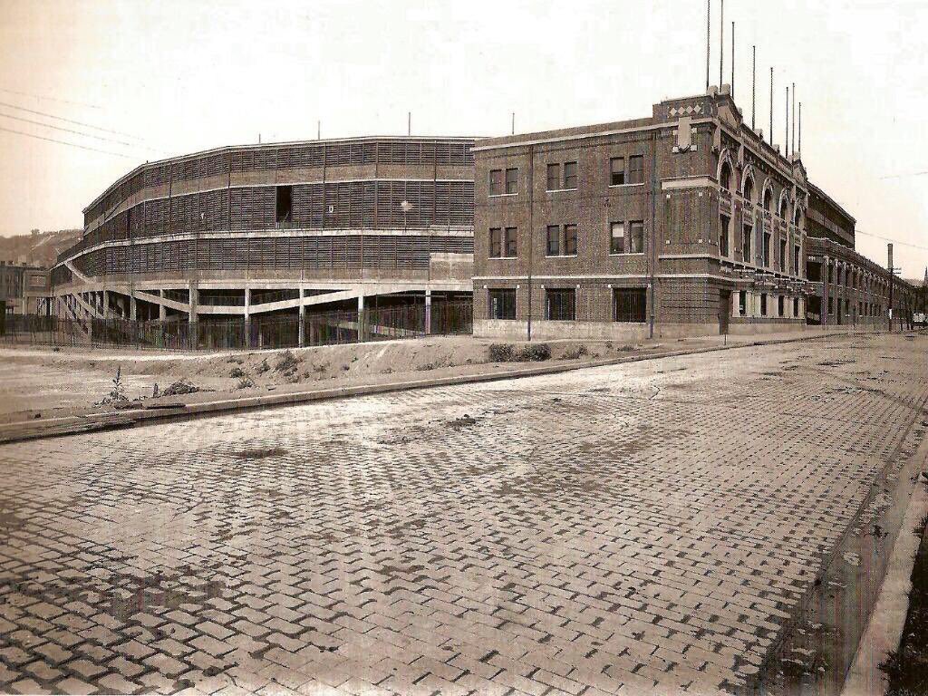 MLBcathedrals's tweet photo. Rarely seen angle of Crosley Field (then Redland Field) when it opened in 1912. The #Reds would go on to play here until 1970. https://t.co/FYWU8K93x8