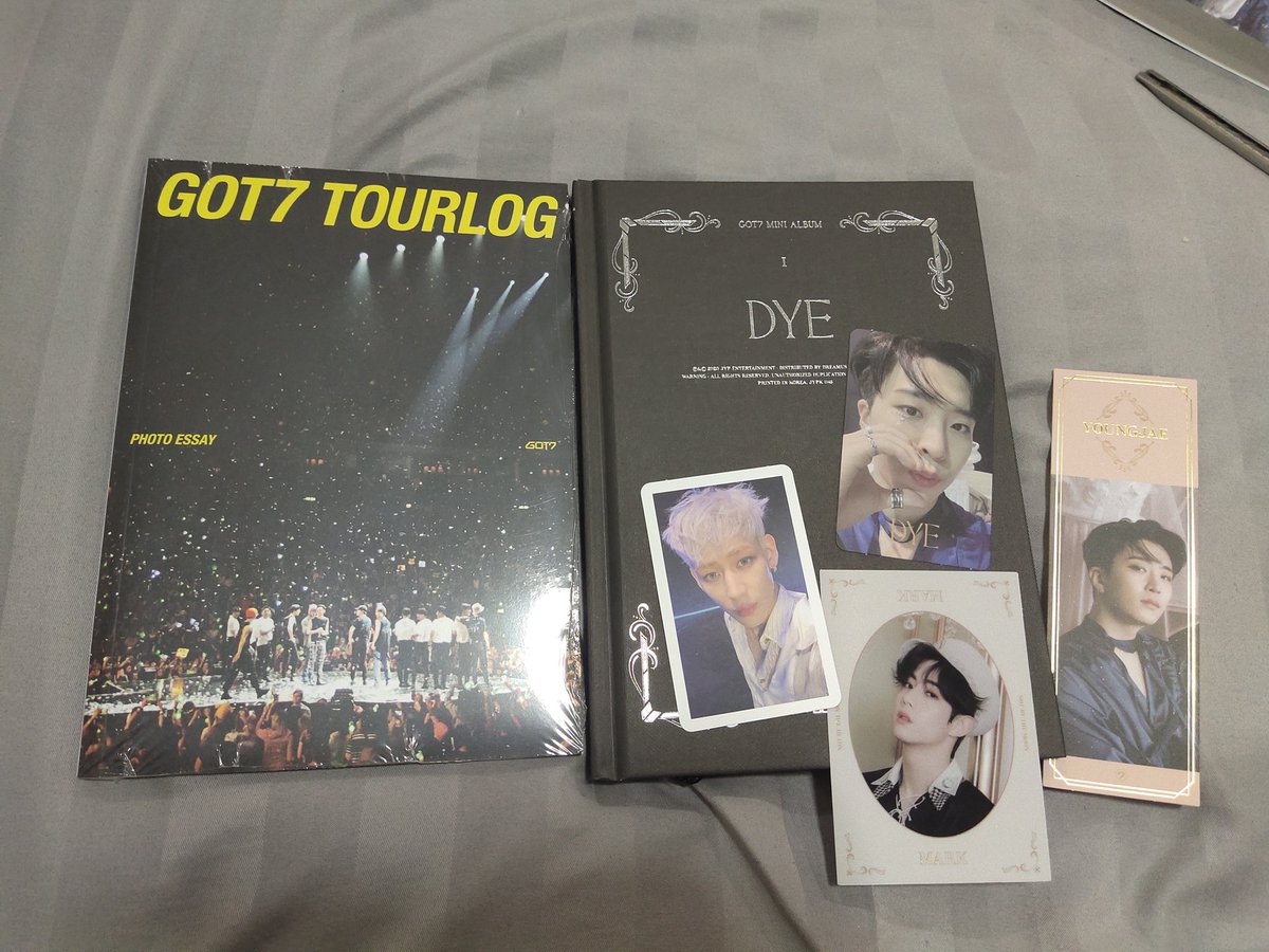 ChickyGot7's tweet photo. งื้อ~~~~
มาไวมากกกกก
กดวันที่30
วันนี้ถึงแล้วว 🥰
 แต่!!! 7EDITION จะ2เดือนละนะ
ของยังไม่ได้เลย 😤
#SHOPEExGOT7 
#ShopeexGOT7_DyeFansign
#ShopeeTH  #JYP #JYPTH 
#GOT7 #IGOT7 #GOT7_DYE
#GOT7_NOTBYTHEMOON https://t.co/STSwS0FmOe