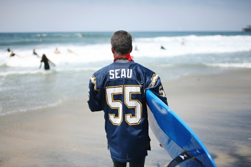 graceperiod10's tweet photo. 8 years gone but never forgotten. #JuniorSeau #Seau #SayWow #55 #Buddee #Chargers #Oceanside #Oside
Rest Easy Buddee β‘οΈπ€πΊπβ‘οΈ https://t.co/0LIqVDzJfi