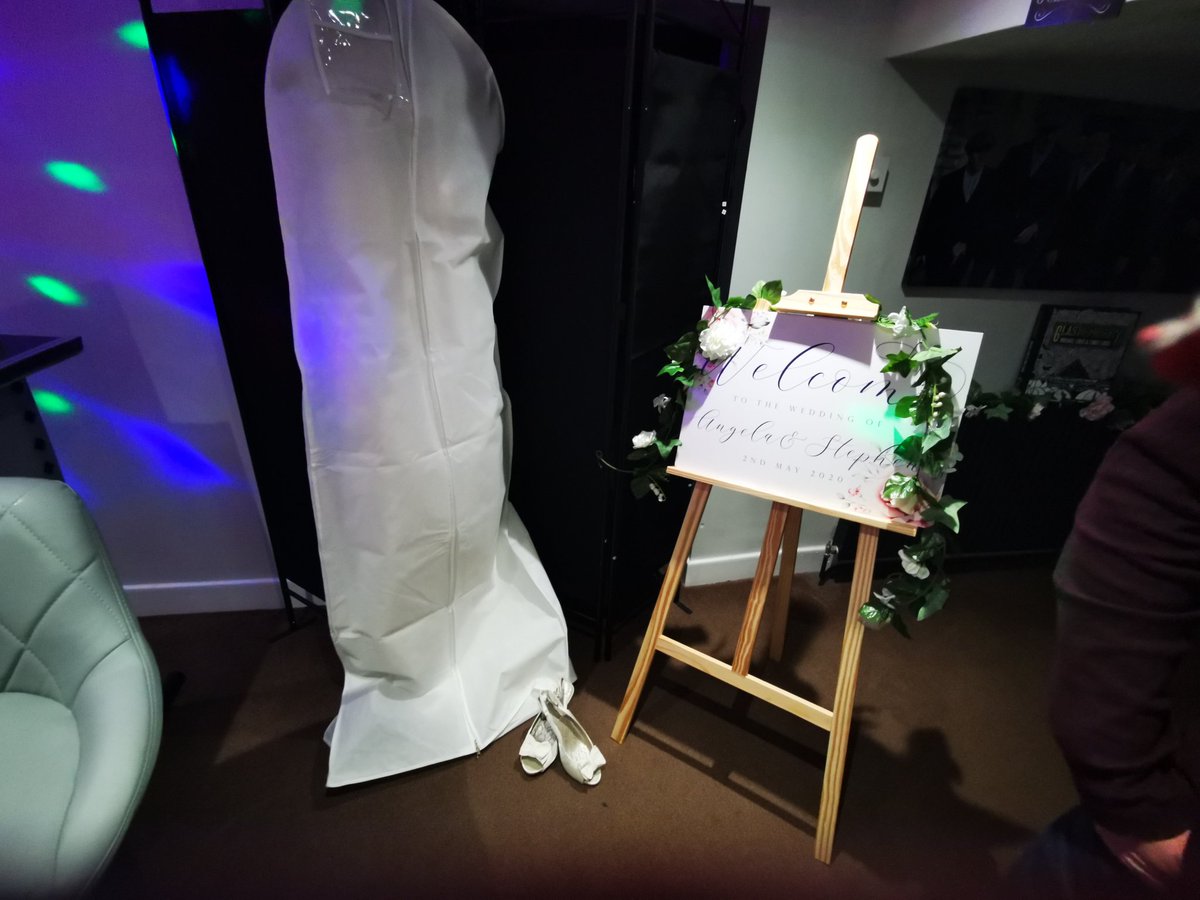 WylieAnge's tweet photo. Today was our wedding day. Instead we are now making it an official 'Us' day and will take this day each year to focus on our relationship. The wedding will happen just not today ๐ช โค๏ธ #cancelledwedding
#COVID__19
#coronavirus
#weddingday
#lockdown
#bridetobe
#usday https://t.co/BTpA0oKZyw