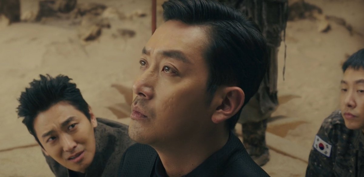 19.  #AlongWithTheGods - The Last 49 Days The sequel may not be as emotionally strong as the first part, but there's enough room for entertainment as we dig deeper into the lead characters. Spun around well, with the period segments ruling the roost. Good duology this!