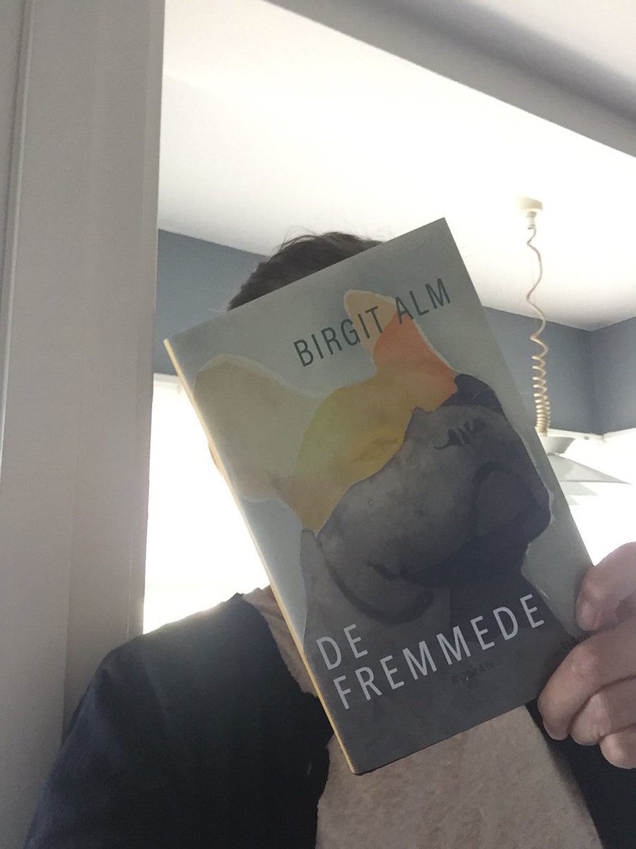 Litt rolig på Alm media for tiden, men innehaver har vært opptatt med å skrive bok #defremmede <a href="/tidenforlag/">Tiden Norsk Forlag</a>