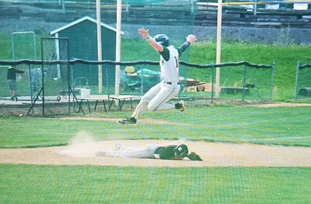 Carl Holcomb tweet media