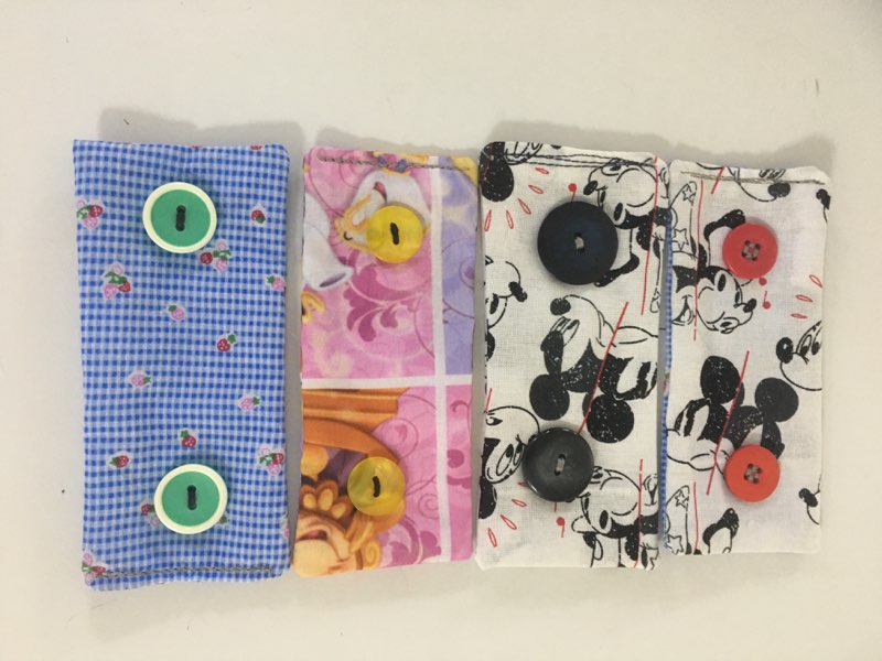 DischargeLounge's tweet photo. Thank you 💙 to @ZoeMiddleton20 Mum's friends for making these headbands to protect our ears from getting sore from our PPE.🌈  @UHLfox @DrFoxLHC @Leic_hospital https://t.co/RJsNeISdqS