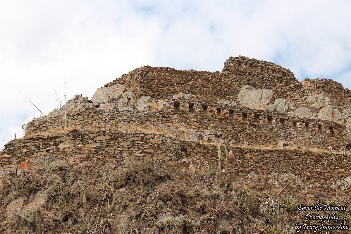 #TempleHill at the #Ollantaytambo #ruins in the northern section of the #SacredValley in #Peru.
savorthemomentphotography.com/visiting-the-o…
#travelblogger #incanempire #archeology