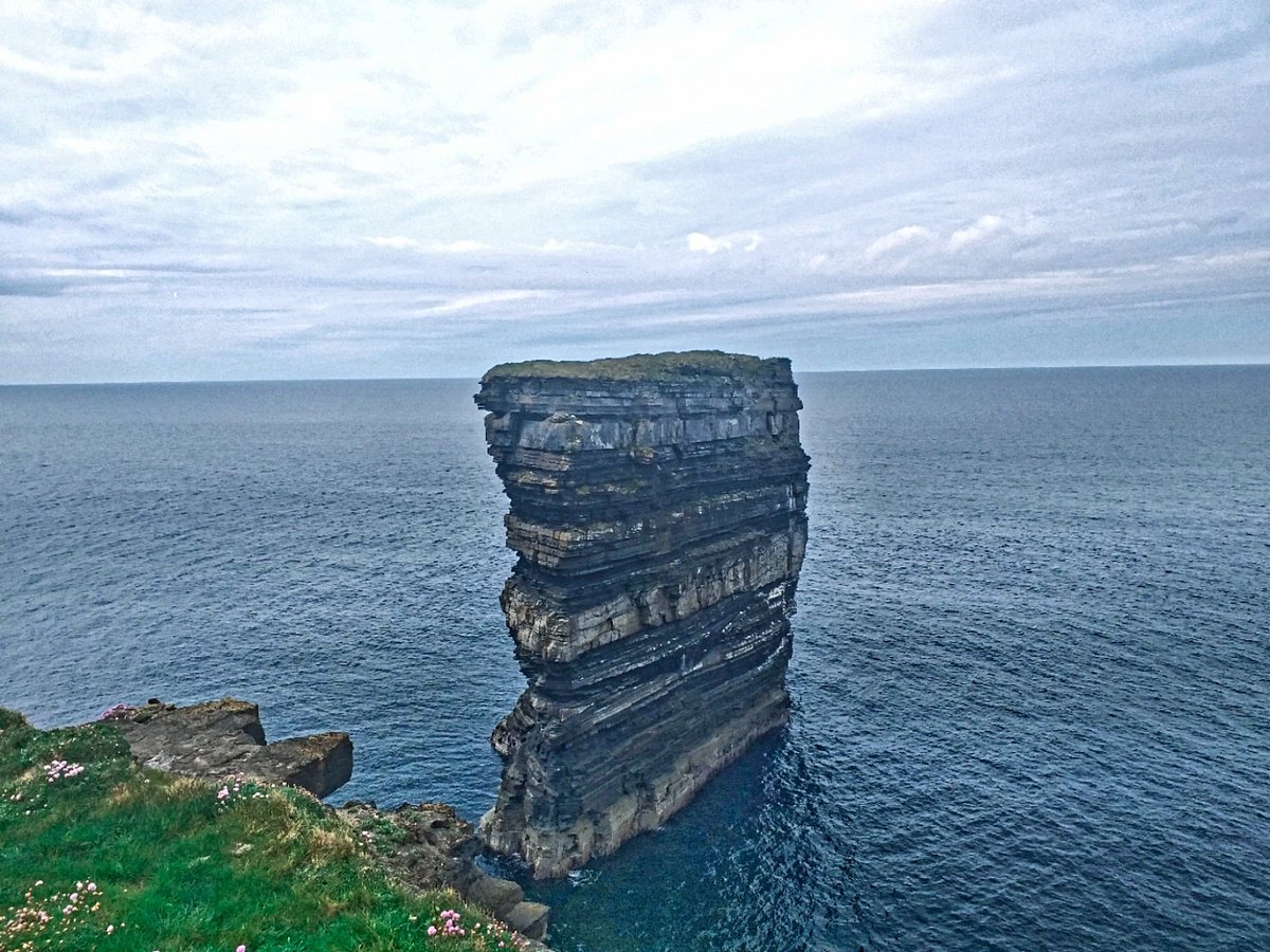 TheCeideCoast's tweet photo. Happy #MayoDay from The #CeideCoast in #NorthMayo! 
#MaighEoAbú 
💚❤ https://t.co/hX6NzrYSm1
