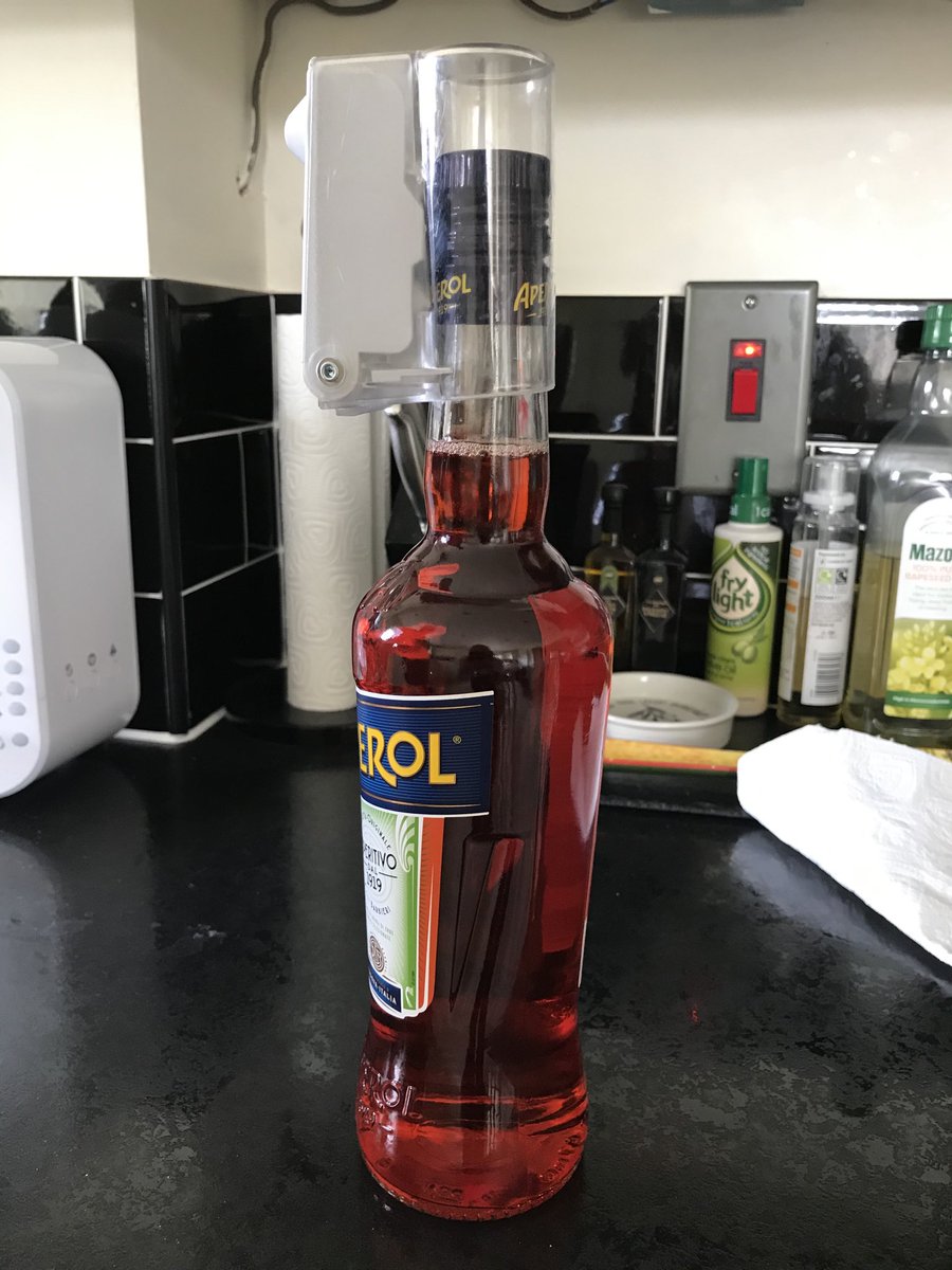 Dear ⁦<a href="/AsdaServiceTeam/">Asda Service Team</a>⁩ please tell me how I can drink my aperol? Click and collect ASDA Dunstable - sterling job! 👏👏