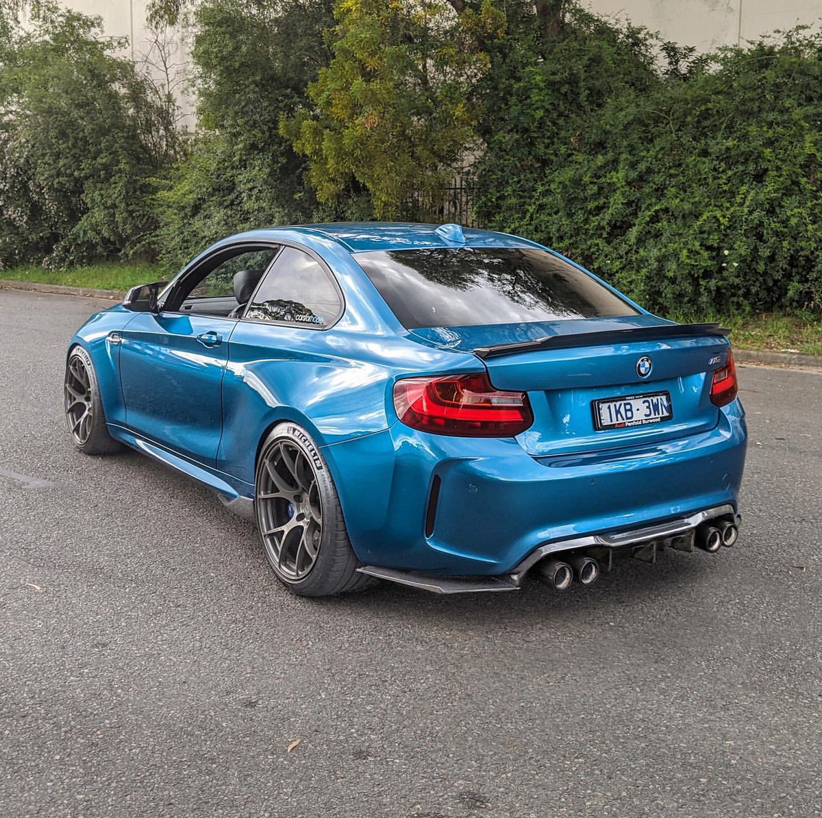 Car Pxrn tweet media
