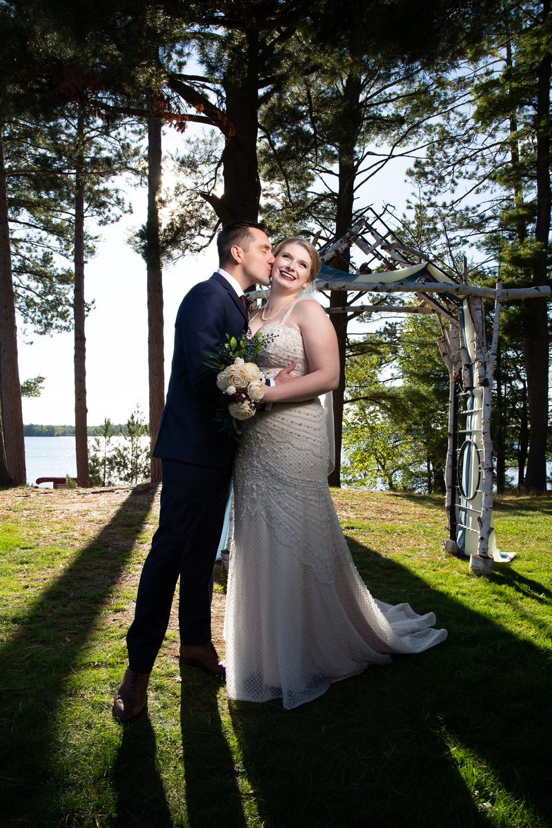 Fornearphoto's tweet photo. 🌲😍 Now that May is here we are excited for warmer days on the lake here in the Northwoods among the pines! 📷 @fornearphoto
.
.
.
.
#wedding #weddingphotography #rusticwedding #northwoodswedding #wiwedding https://t.co/Dks9f6jSZX
