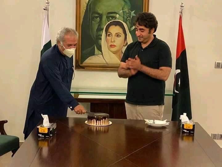 bbzforce's tweet photo. Happy birthday to Chairman PPP @BBhuttoZardari Political Secretary @SoomroJameel https://t.co/GVzmlxUV84