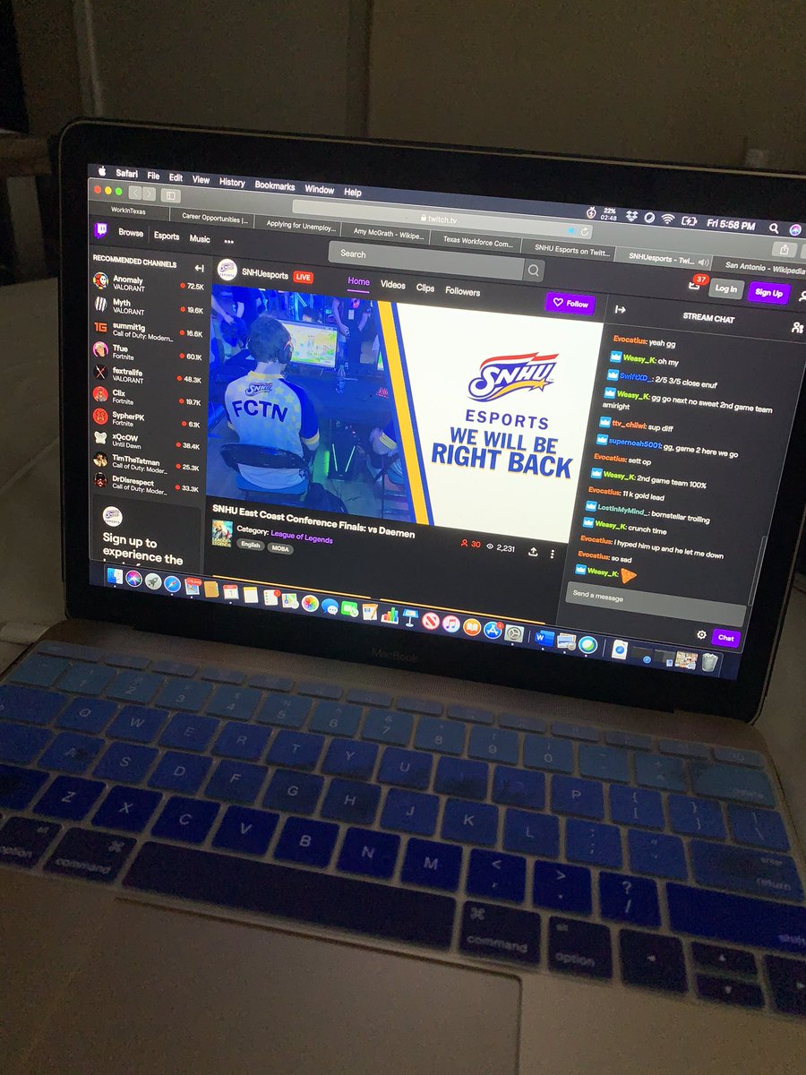 airhasiescardo's tweet photo. Great times watching and supporting @EsportsSnhu last night! Great season! Keep up the great work @MNewhouseBailey @SNHU @SNHUOnCampus @snhuinvolvement @SNHUCampusRec and @SNHUalumni! #PenmenPride #SNHUAlumni #GoPenmen #SNHUTogether #ServeWithSNHU #SNHUVW https://t.co/z6u4BuSuqI