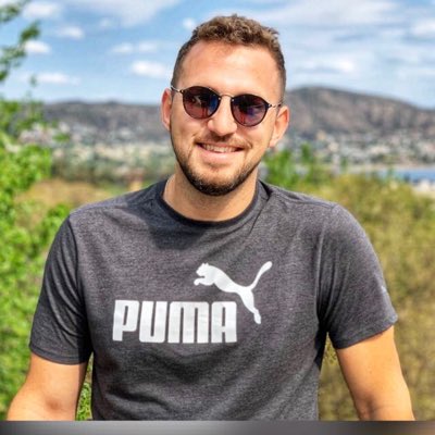 molinasebas's tweet photo. #NuevaFotoDePerfil https://t.co/AINpDpOO4T