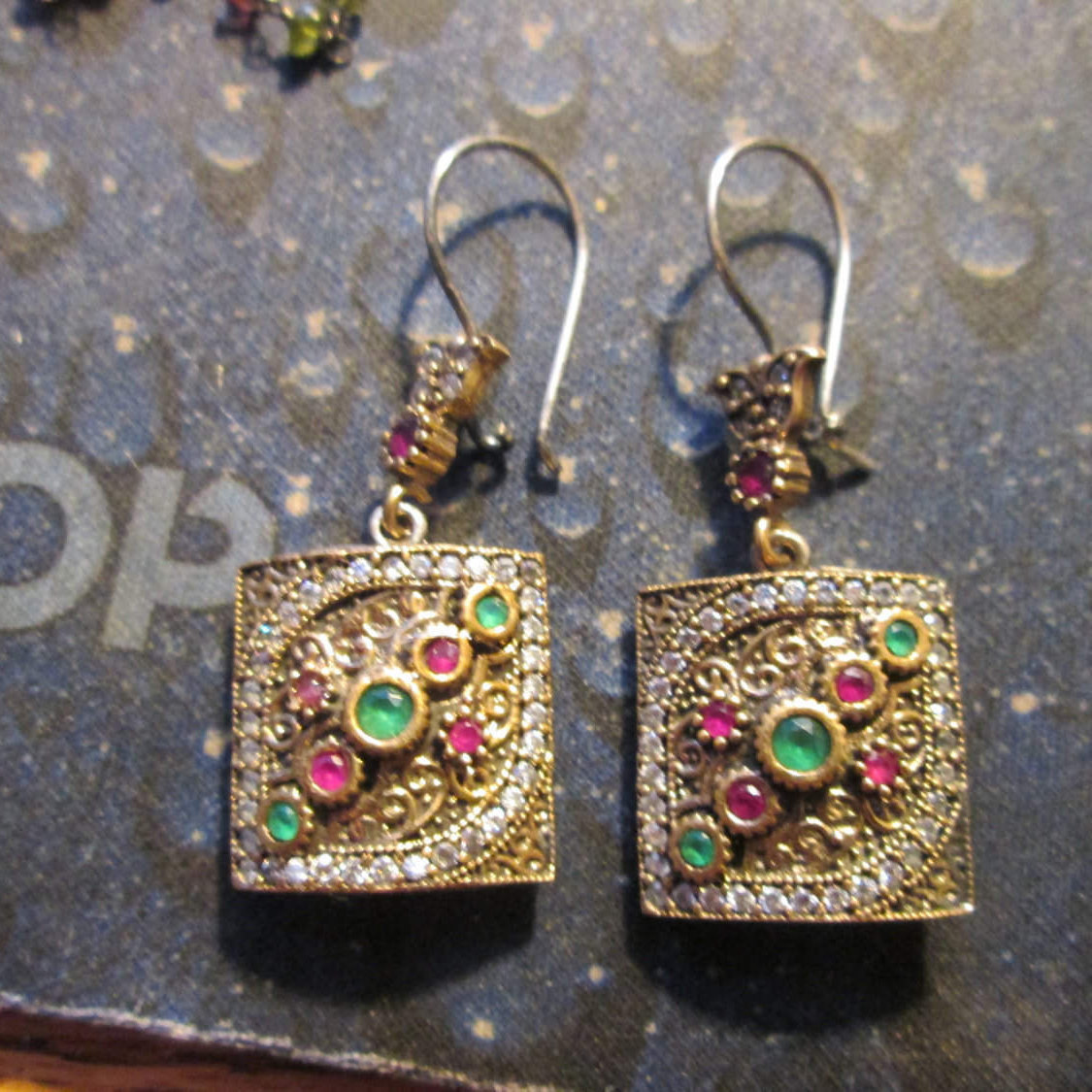 sobertj's tweet photo. Excited to share the latest addition to my #etsy shop: Deco 14K Rose Gold/925 Sterling Silver .50ctw Emerald, Ruby and White Sapphire Dangle Earrings, Wt. 17g https://t.co/pc2c6cVJUV #jewelry #earrings #ruby #women #stone #earlobe #925sterlingsilver #goldtrim #labruby https://t.co/CEzaYB454e