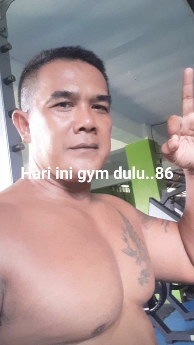 PakHendra10's tweet photo. Olahraga di rumah aja
#stayathome https://t.co/eLjZygHisZ