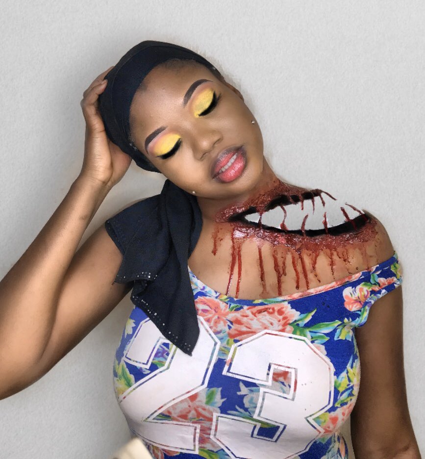 FirdaBako's tweet photo. Un partage ne diminue rien en vous. Donnez la force à vos amis #firdamakeup #sfx #sfxmakeup #sfxmakeupartist #sfxgore #sfxmua #sfxtutorials #sfxmua #maquillagehalloween #makeupartist #makeuplook #makeupjunkie #tutorialmakeup #makeupaddict #makeupforever https://t.co/XbFB11529f
