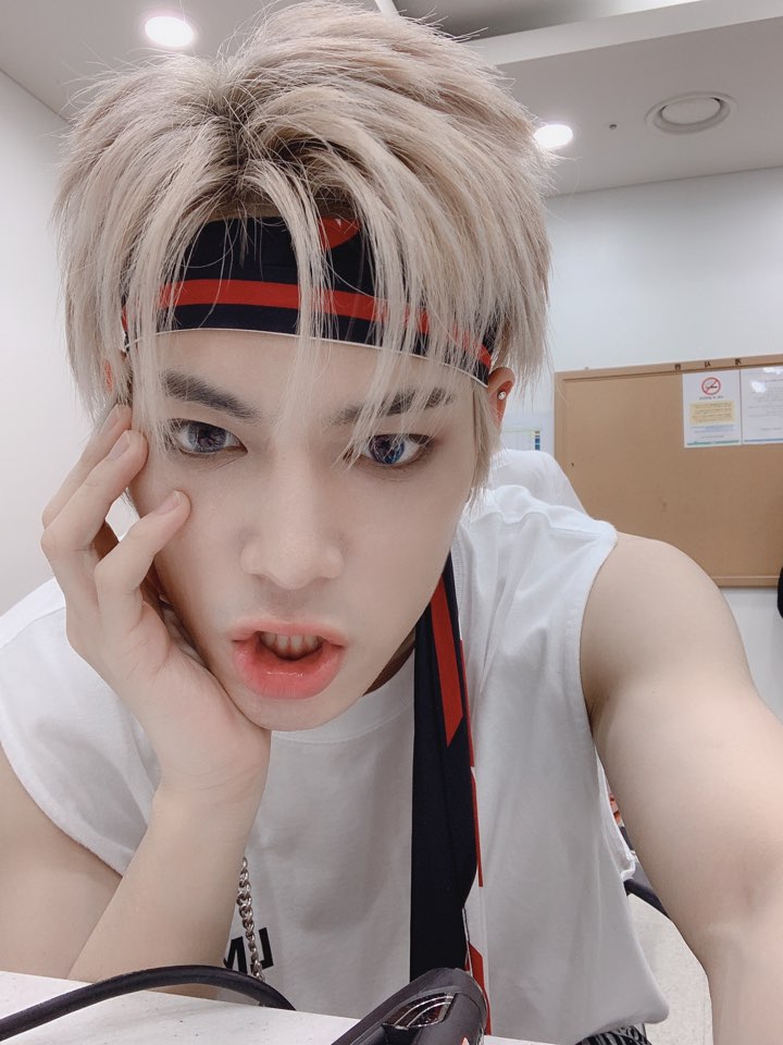 D-2- bias selcaI have so many selcas of his saved, that I kinda struggled to pick one, for what the day is requesting of me. Jooan platinum blonde, with a head scarf &sleeveless clothing ruins me, but I love it  #WE_INTHE_ZONE  #JOOAN  #위인더존  #주안  #임지명  #지명 